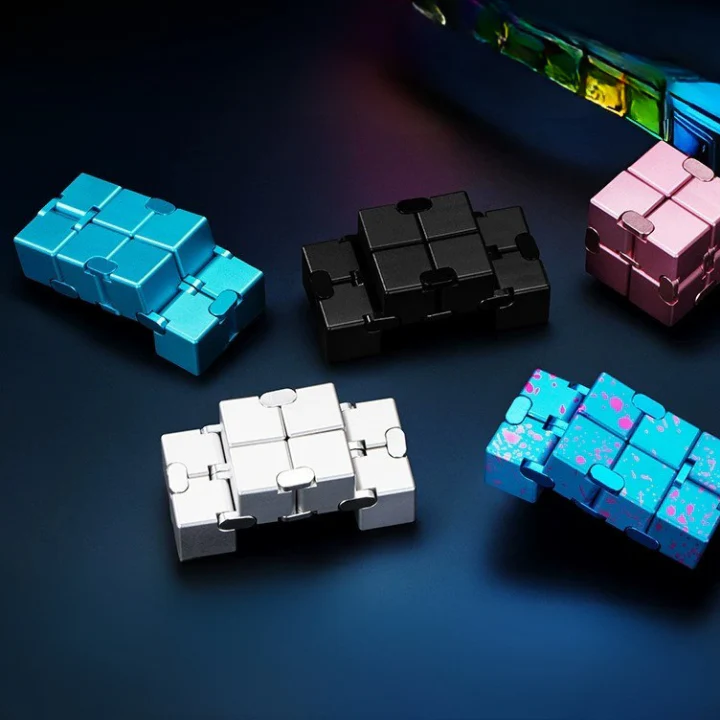 Infinity Motion Focus Fidget Cube - Image 3