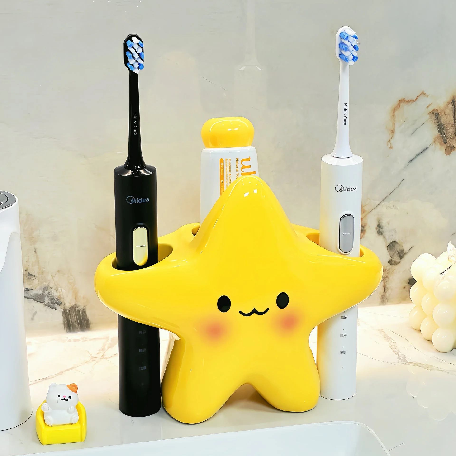 Smiling Little Star Toothbrush Holder - Image 3